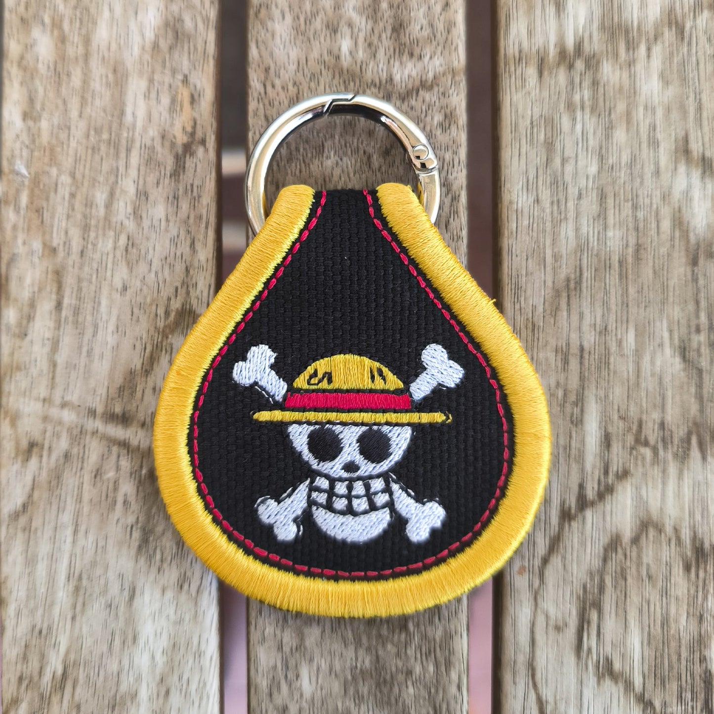 Llavero Bordado Anime Luffy One Piece - Valkynea