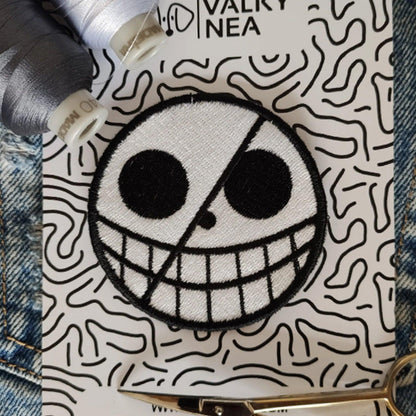 Parche Bordado Anime One Piece Calavera 7cm - Valkynea