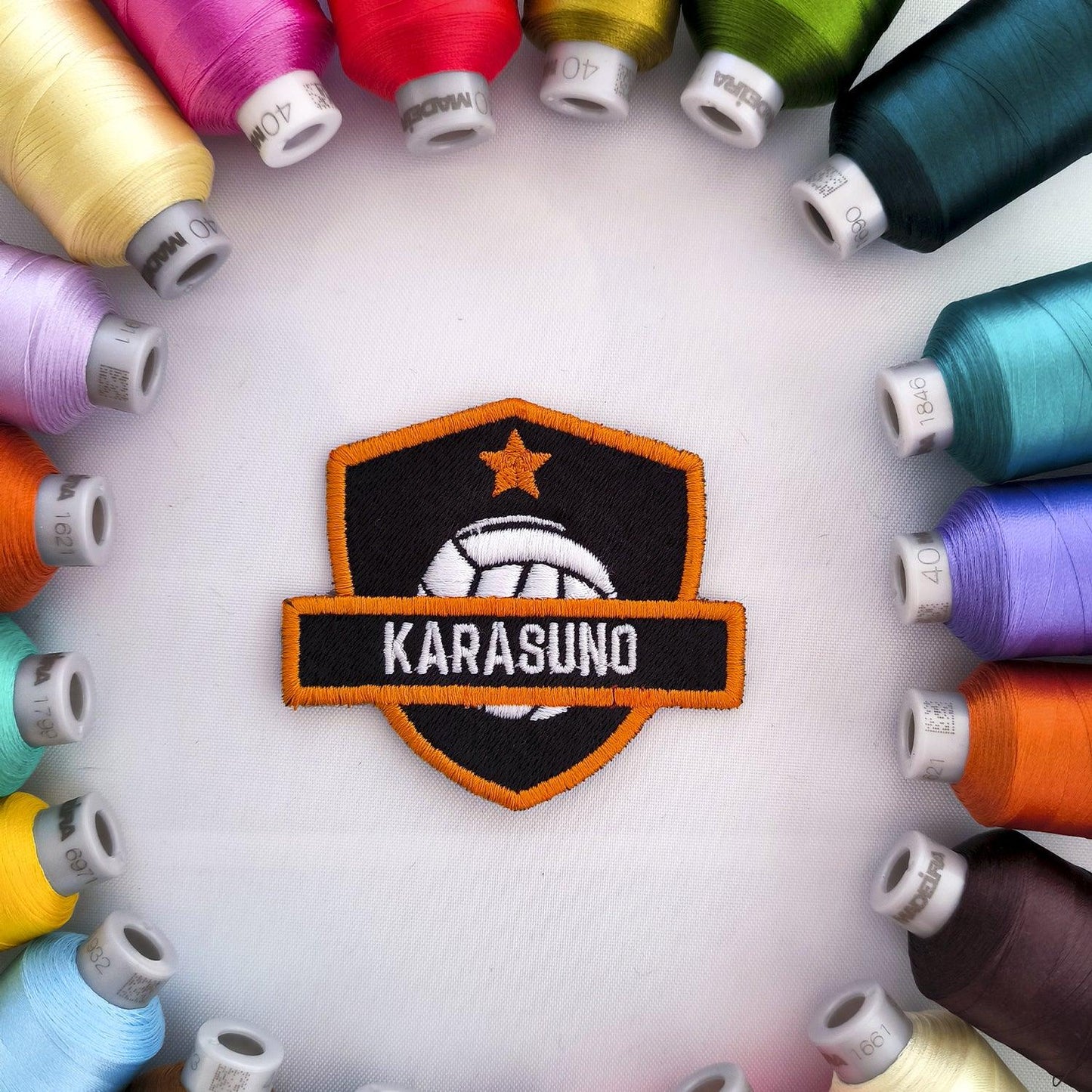 Parche Bordado Anime Haikyū!! Escudo Karasuno 3 - Valkynea