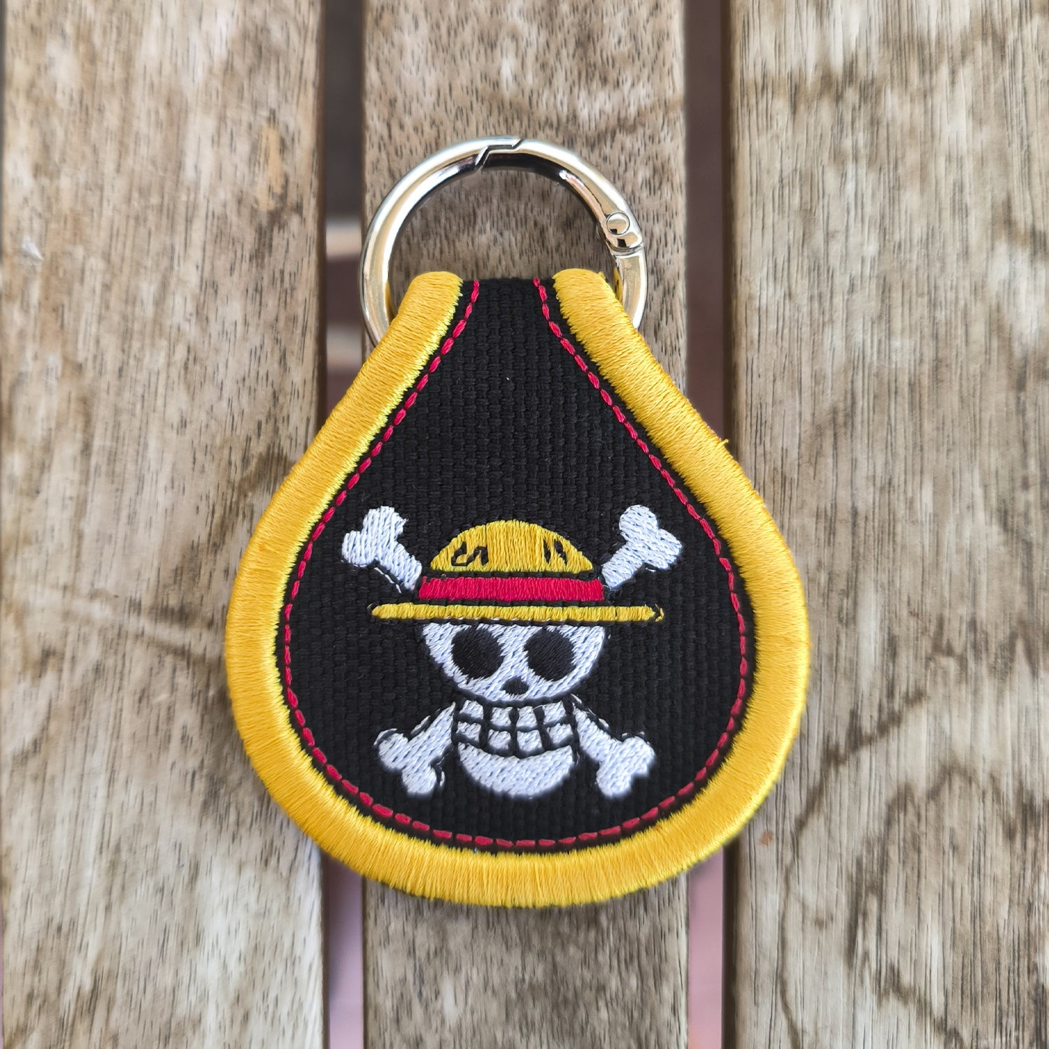 Llavero Bordado Anime Luffy One Piece - Valkynea