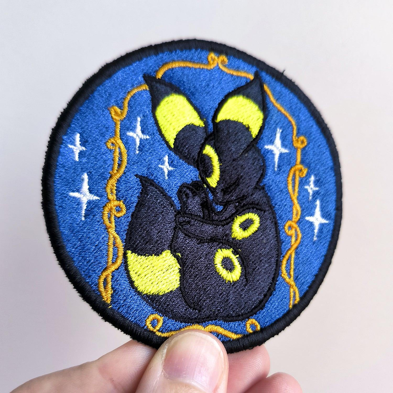 Parche Bordado Anime Umbreon Arco 8cm - Valkynea