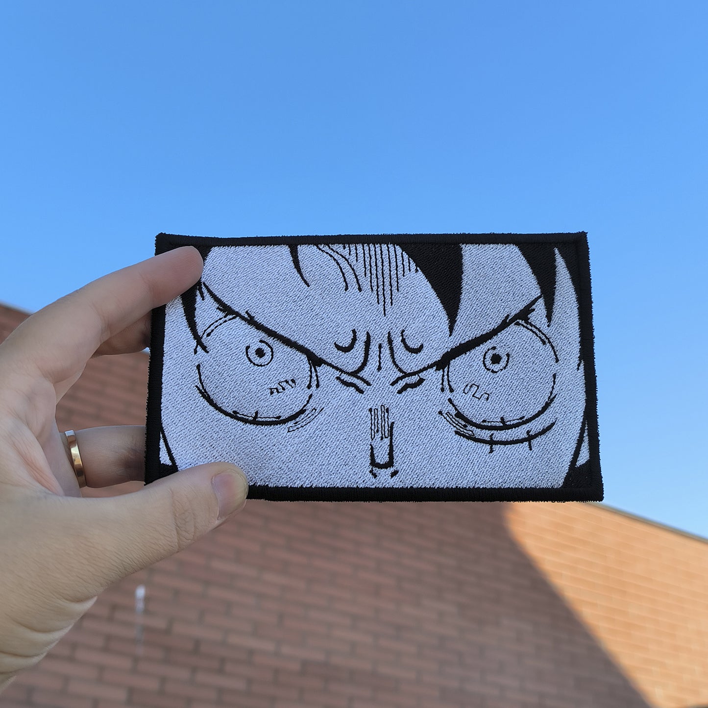 Parche Bordado Anime One Piece Luffy Blanco y Negro